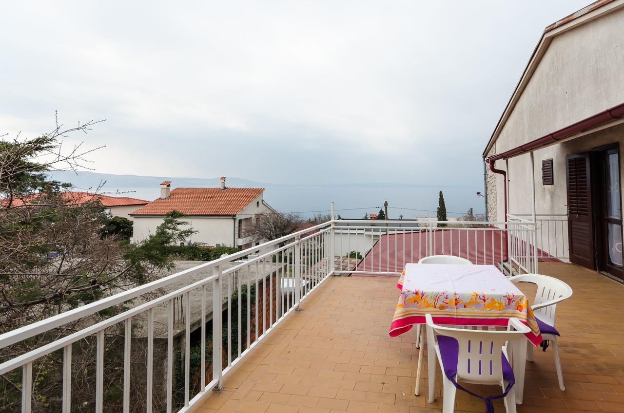 Apartments And Room Luka Klenovica Esterno foto